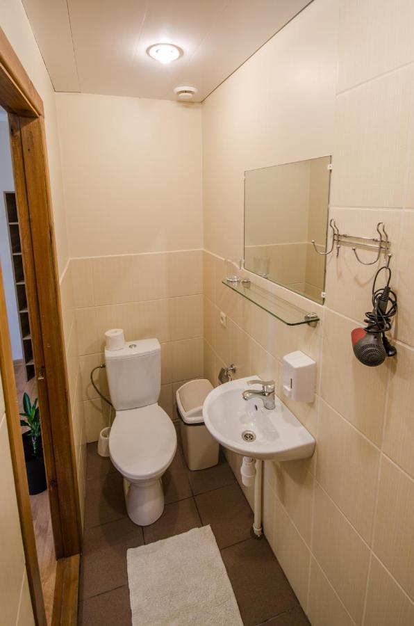 Hotel Veldzes Nams Ventspils Esterno foto