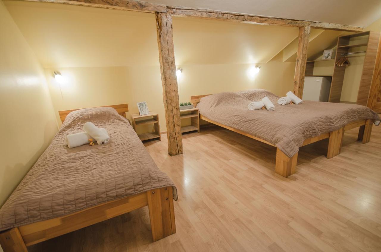 Hotel Veldzes Nams Ventspils Esterno foto