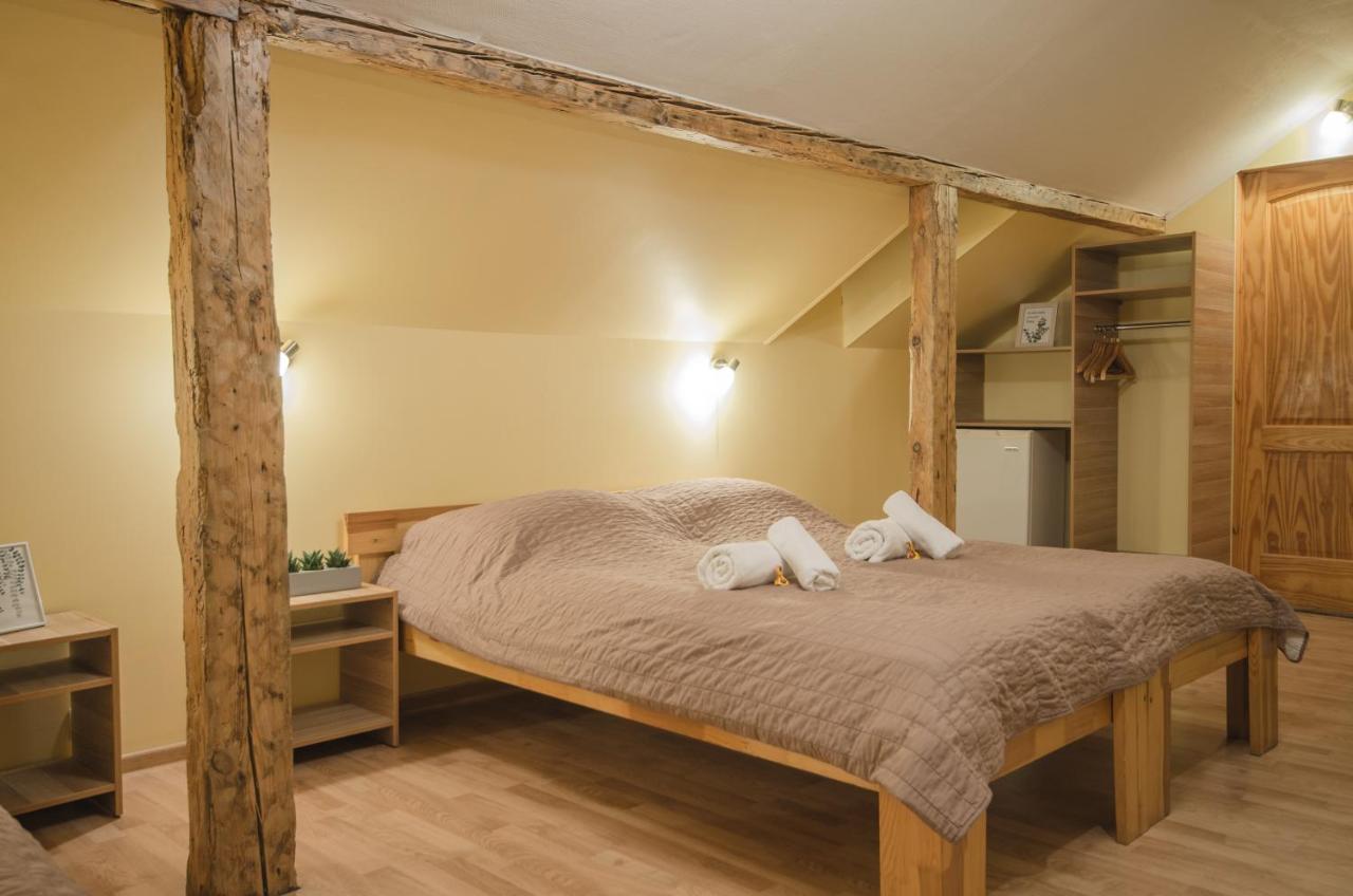 Hotel Veldzes Nams Ventspils Esterno foto
